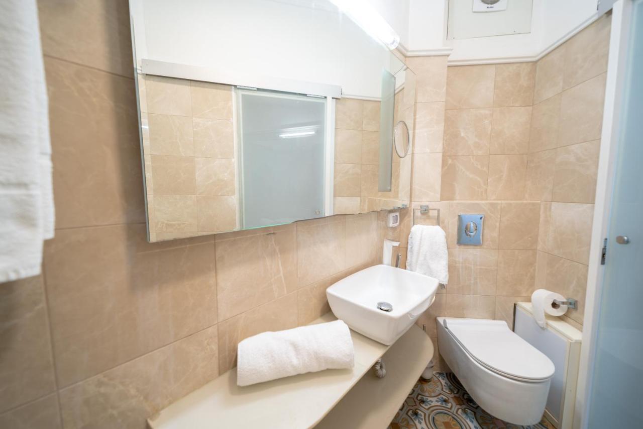 Ocean Executive Apartments - 5 Min From The Beach เทลอาวีฟ ภายนอก รูปภาพ